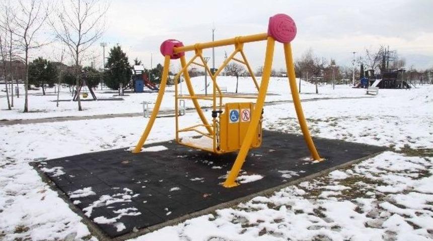 B&uuml;y&uuml;kşehir&rsquo;den Engelli Vatandaşlara &Ouml;zel Park Alanı