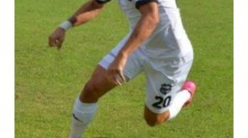 Nazilli Belediyespor'da Burak'la Yollar Ayrıldı
