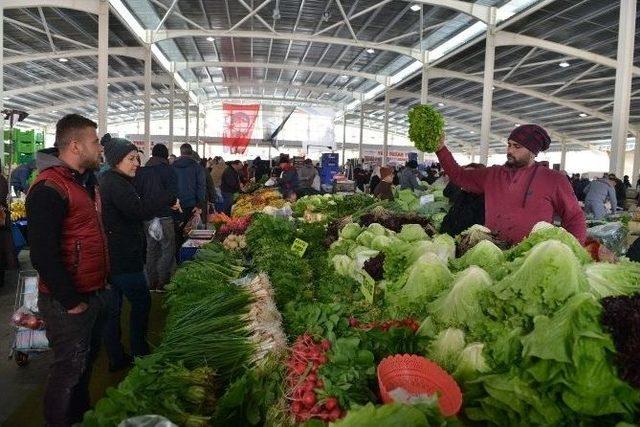 Liman Mahallesi Kapalı Semt Pazarı A&ccedil;ıldı 1