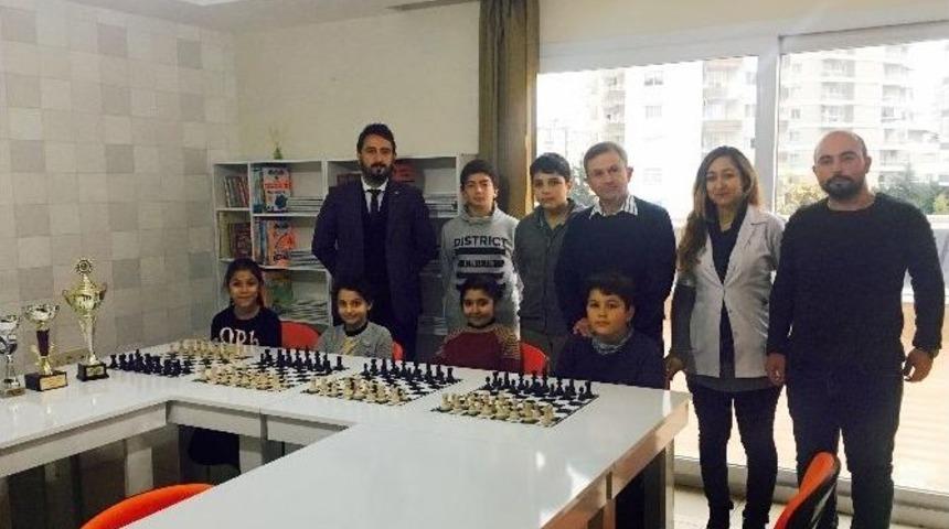 Mersin Satran&ccedil; Sporu Kul&uuml;b&uuml;, &ldquo;şah&rdquo;larını Bekliyor