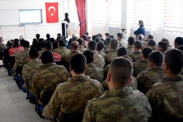 Asker Ve Öğretmenlere 'şiddetin Önlenmesi' Semineri