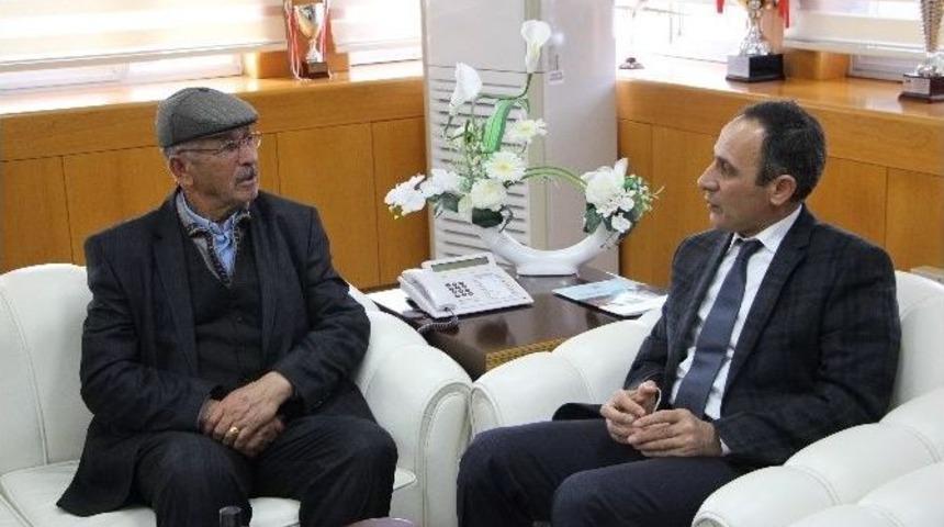 Şehit &Ouml;mer Halisdemir&rsquo;in Babasından Rekt&ouml;r Demirdağ&rsquo;a Ziyaret