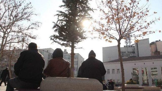 Batıda Kış, Elazığ’da Yaz Havası