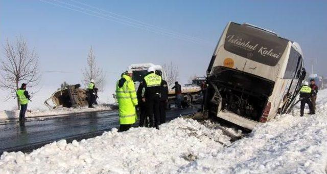 Bucak'ta Zincirleme Kaza: 1 Ölü, 6 Yaralı