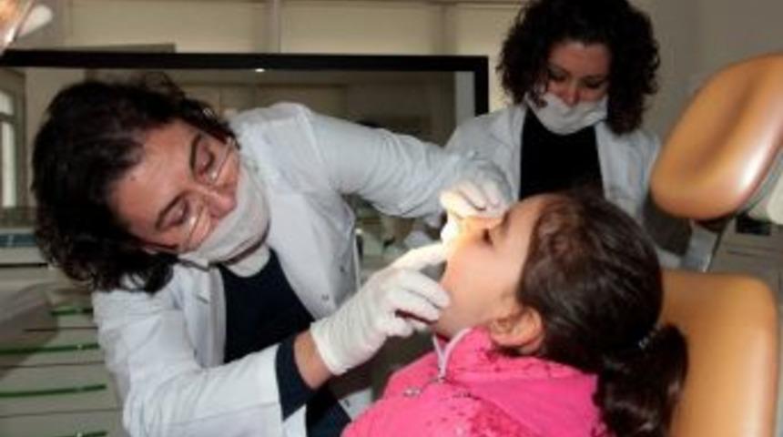 &Ccedil;ocuklara Diş Bakımı Eğitimi
