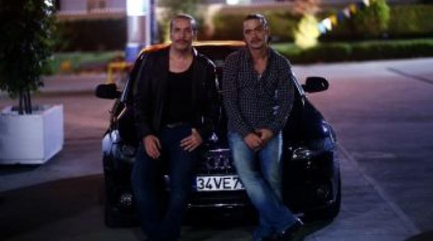 &Ccedil;algı &Ccedil;engi İkimiz&rsquo;e İzmir&rsquo;de &Ouml;zel Gala