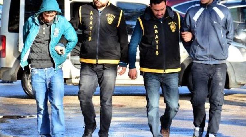 Otomobil Ve G&uuml;vercin Hırsızlığından Yakalandılar