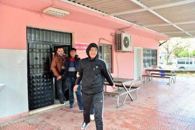 Otomobil Ve G&uuml;vercin Hırsızlığından Yakalandılar 1