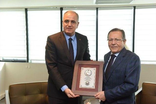 Voleybol Federasyonu&rsquo;ndan Başkan Uğur&rsquo;a Ziyaret 1