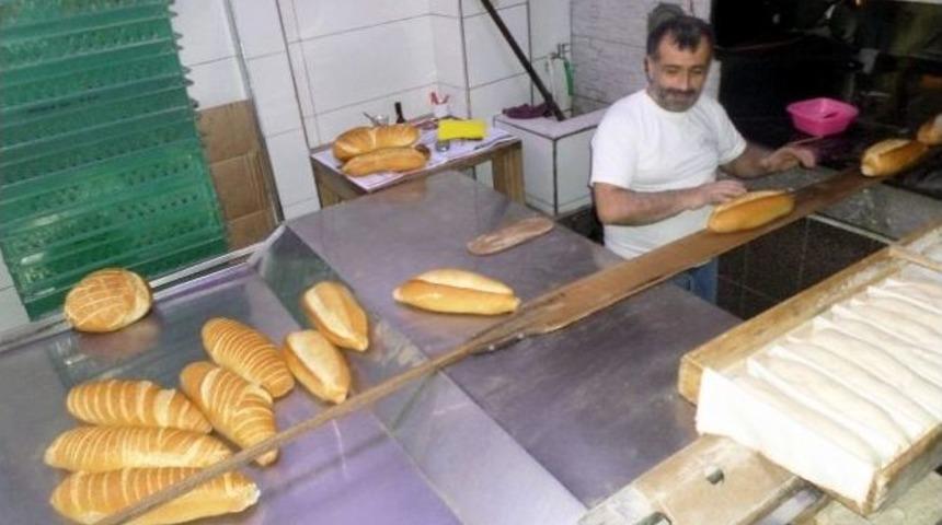 Tam Buğday Ekmek Fiyatları U&ccedil;tu
