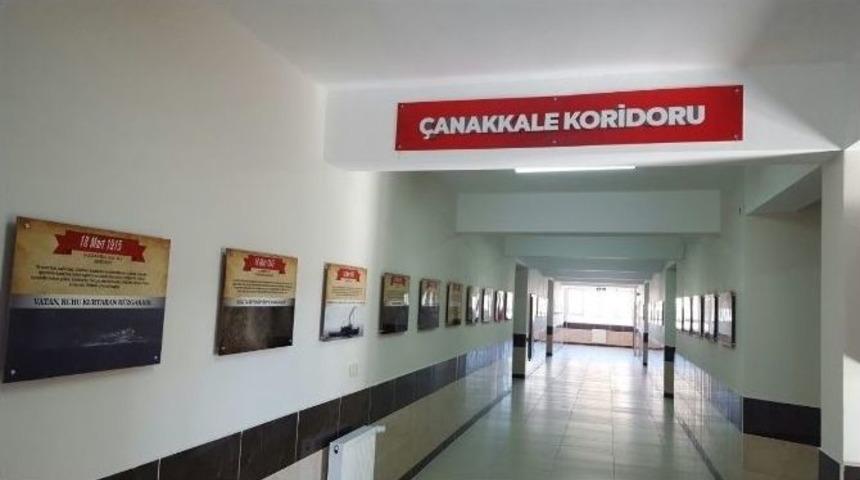 İncesu İl&ccedil;e Milli Eğitim M&uuml;d&uuml;r&uuml; Ve Okul M&uuml;d&uuml;rlerinden Başkan Karayol&rsquo;a Teşekk&uuml;r Plaketi