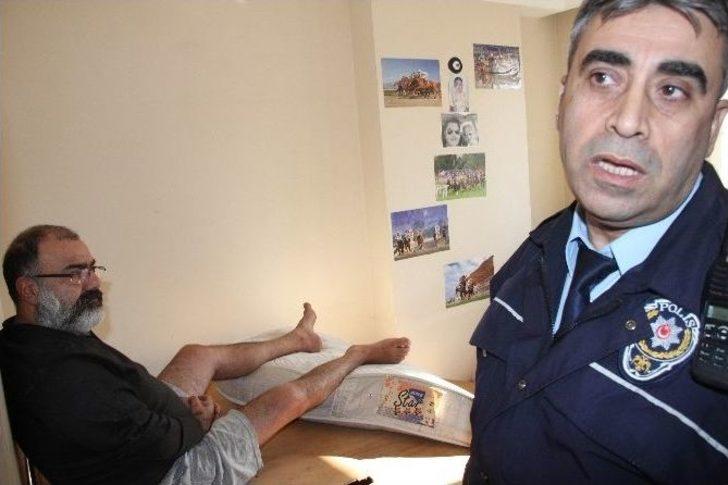 Evine Ve Kendine Zarar Veren Oğluna Beddua Etti G5