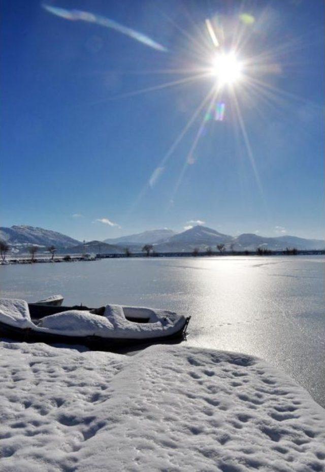 Eğirdir G&ouml;l&uuml; nde Kış G&uuml;zelliği 2