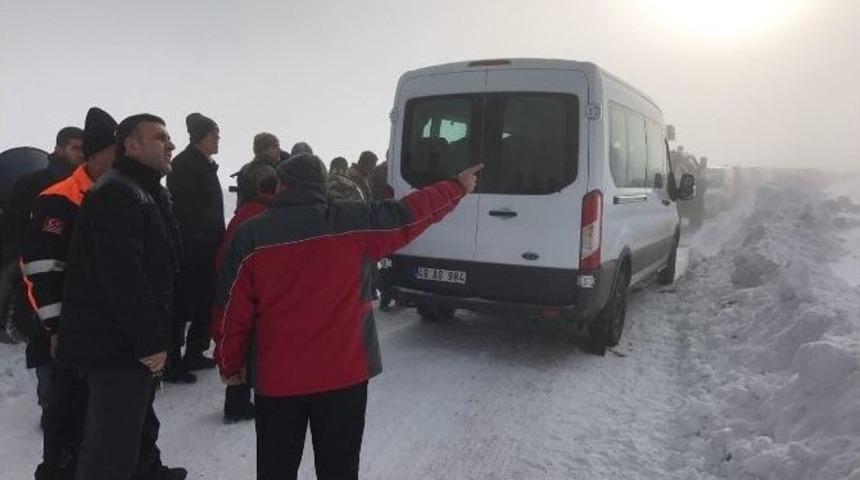 &Ccedil;ığ Altında Kalan Vatandaş Ağır Yaralı Olarak Kurtarıldı