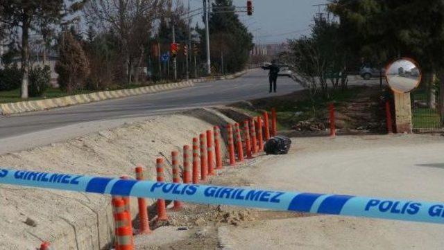 Kilis'te Fünyeyle Patlatılan Şüpheli Poşetten Çöp Çıktı