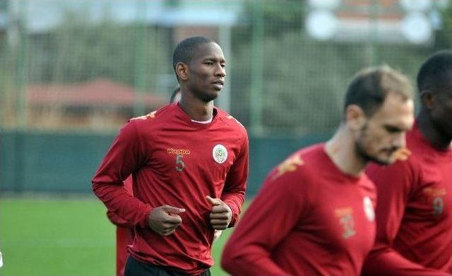 Aytemiz Alanyaspor, Çaykur Rizespor Maçı Hazırlıklarını Sürdürüyor