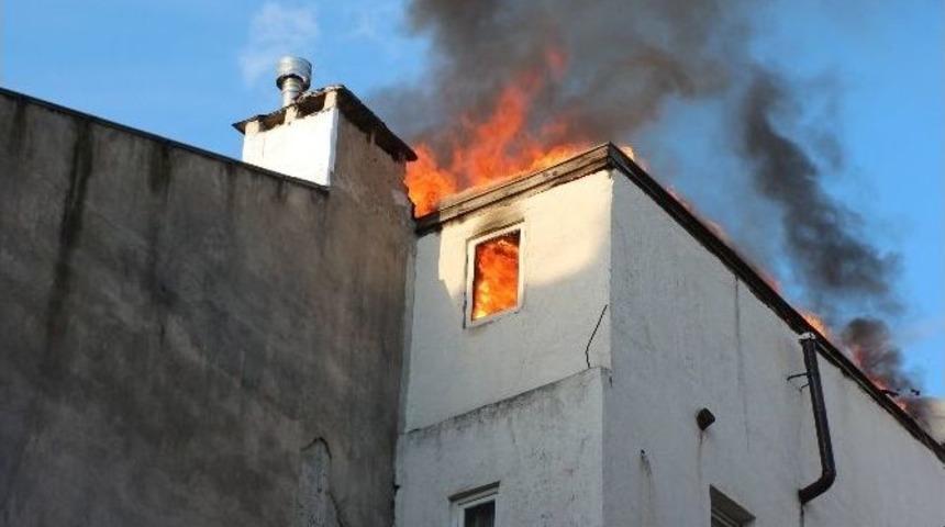 Ordu&rsquo;da Otel Yangını Korkuttu