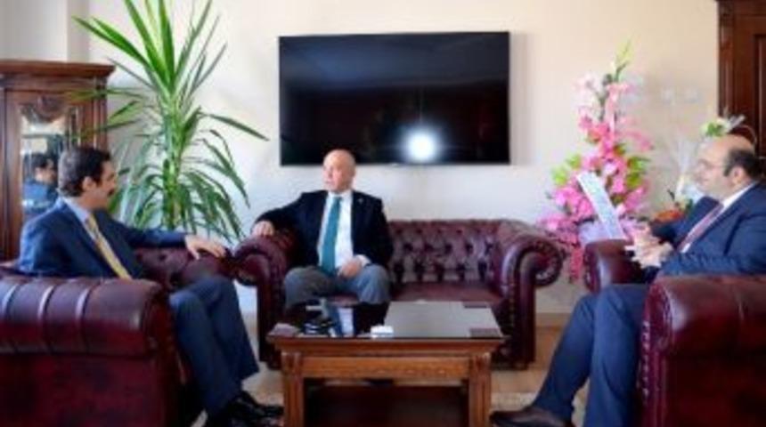 Ilıcalı&rsquo;dan Aziziye Kaymakamına Hayırlı Olsun Ziyareti