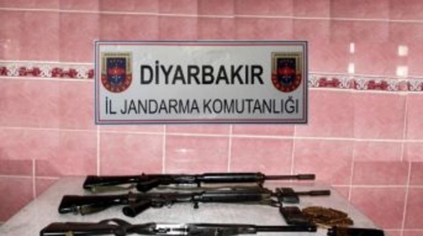 &Ccedil;ınar&rsquo;da Silah Ve M&uuml;himmat Ele Ge&ccedil;irildi