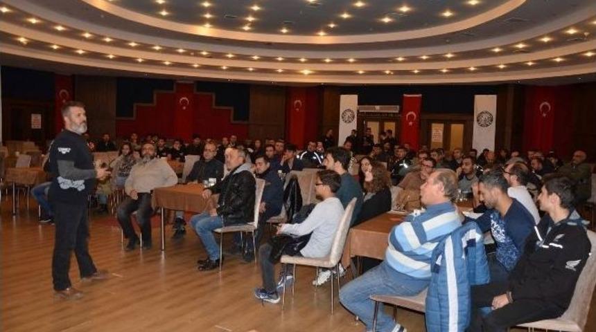 Motor Sevdalılarından Başkan Alıcık&rsquo;a Plaket