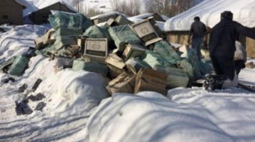 Hakkari&rsquo;de 225 Bin Paket Ka&ccedil;ak Sigara Ele Ge&ccedil;irildi