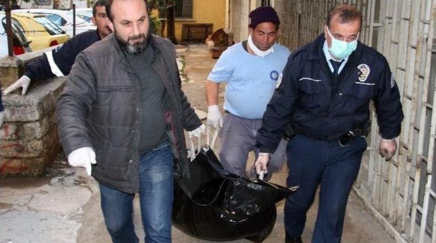 Su Tesisat&ccedil;ısı, Su Basmış Evinde &Ouml;l&uuml; Bulundu