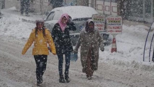 Okulların Yine Tatil Edildiği Edirne'de Valilik'ten 'ciddi Kar' Uyarısı (3)