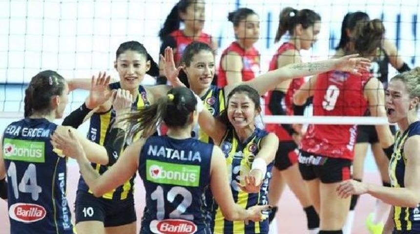 Fenerbah&ccedil;e - Azerrail Bak&uuml;: 3 -  0