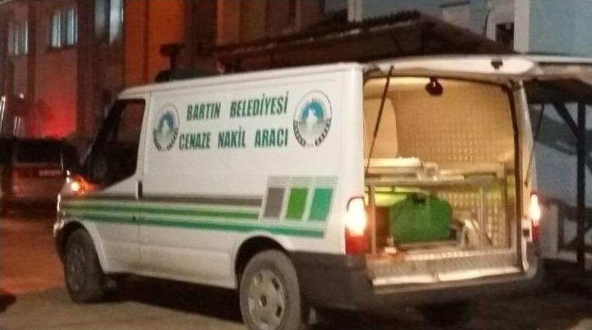 İnşaattan D&uuml;şen İş&ccedil;i Hayatını Kaybetti