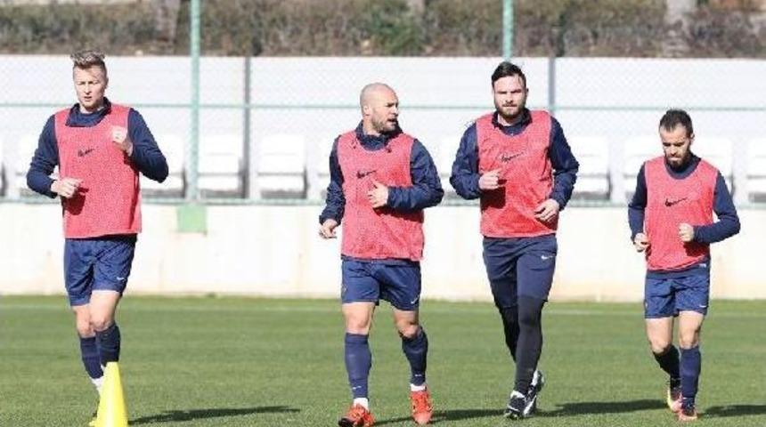 Osmanlıspor Tek Eksikle &Ccedil;alıştı