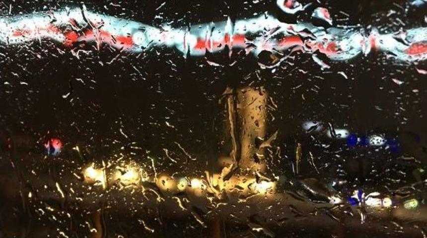 İstanbul'da Yağmur Etkili Oluyor