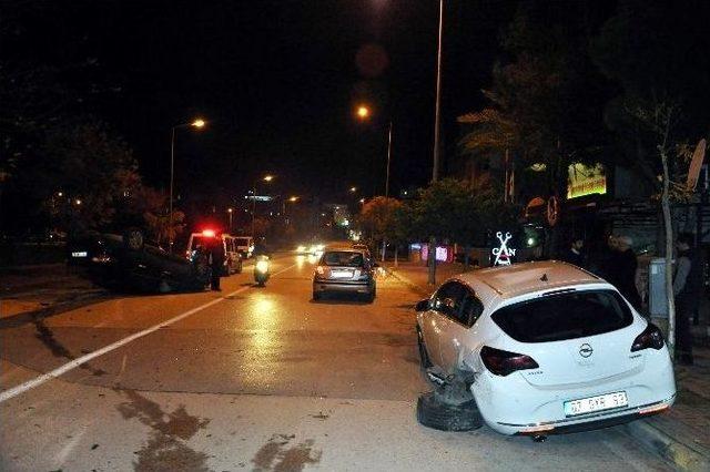 Antalya&rsquo;da Trafik Kazası: 1 Yaralı 1