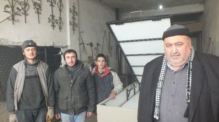 (özel Haber) Malazgirt’te Babalarının Kiloları Sayesinde Baza Üretimine Başladılar