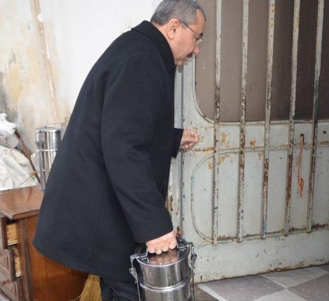 Sancaktepe Belediyesi&rsquo;den İhtiya&ccedil; Sahiplerine Sıcak Yemek