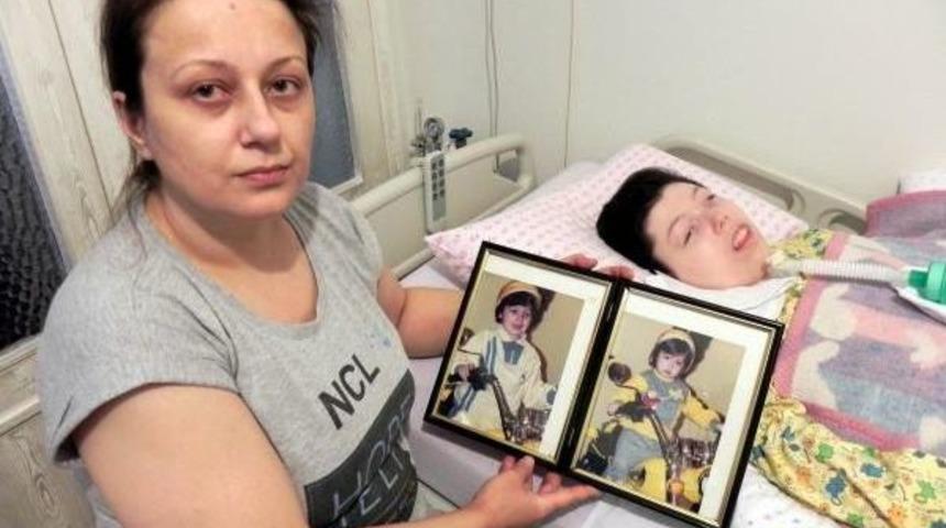 &Ouml;l&uuml;mc&uuml;l Hasta Kızını Yaşatmaya &Ccedil;alışan Annenin Enzim Umudu