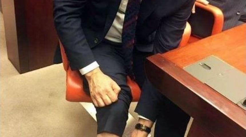 Tbmm’de Chp Milletvekili, Ak Partili Balta’yı Bacağından Isırdı