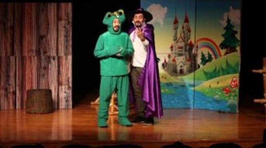 Yenimahalleli Minikler Masal Kahramanı K&uuml;&ccedil;&uuml;k Prens İle Buluştu