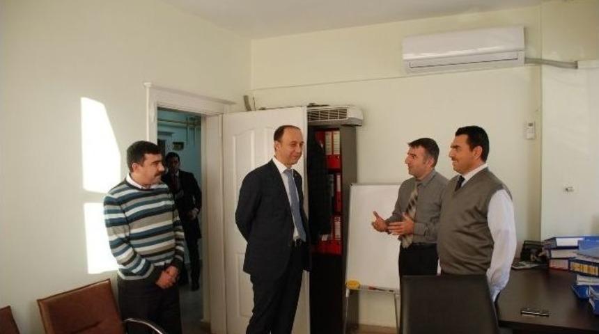 Vali Erin Kamu Kurumlarından Bilgi Aldı