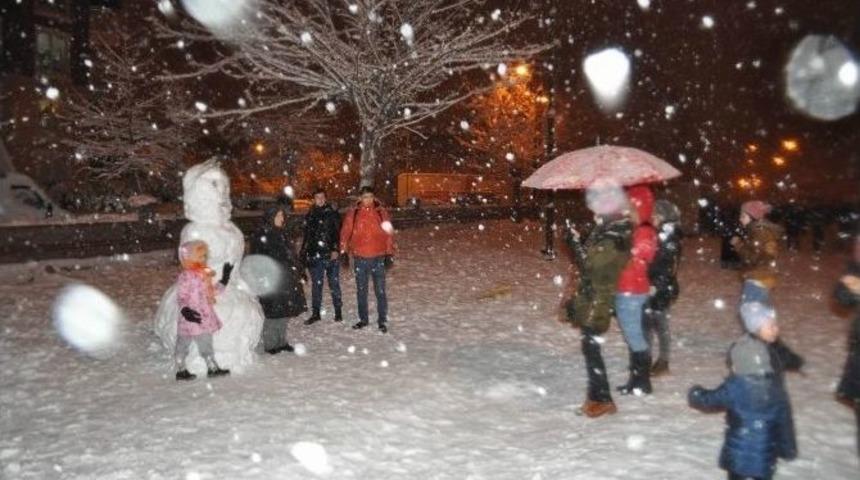 Kırklarelililer Kar Keyfini Festival Alanında Yaşadı