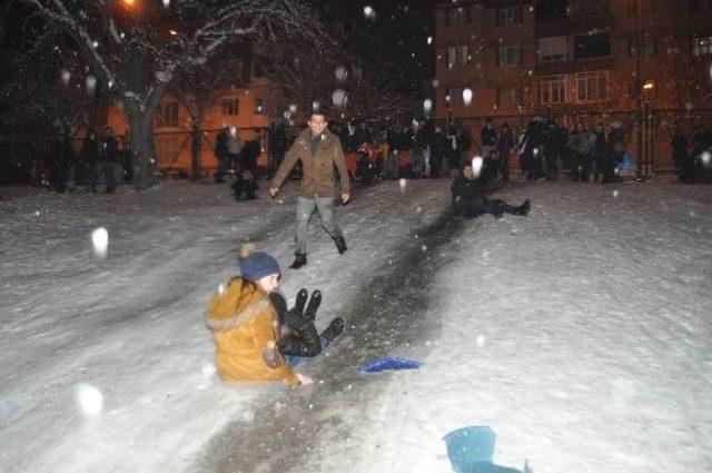 Kırklarelililer Kar Keyfini Festival Alanında Yaşadı