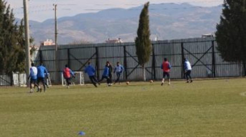 Akhisar Belediyespor İyi Başlamak İstiyor