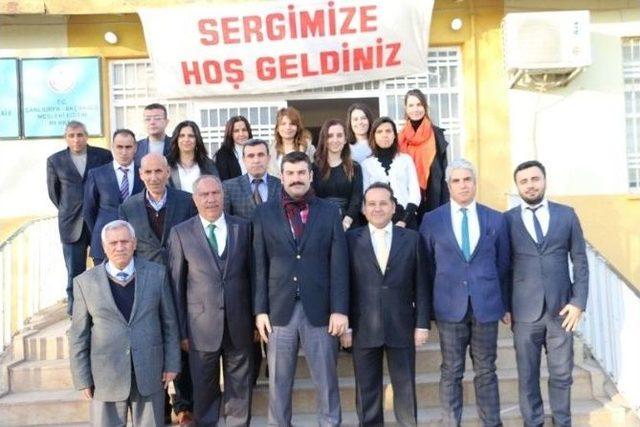 Kaymakam Yosunkaya Halk Eğitim Merkezinde Sergi Açılışını Gerçekleştirdi