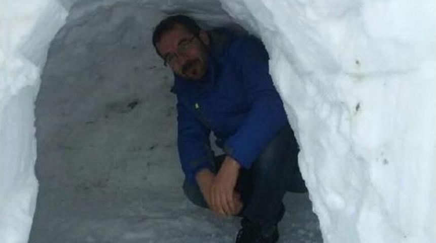 Denizli'de Kardan Eskimo Evi Yaptılar