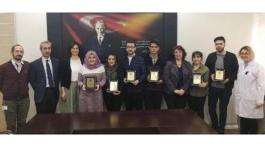 Esogü Hastanesi Çocuk Servisi’nin Duvarları Renklendirildi