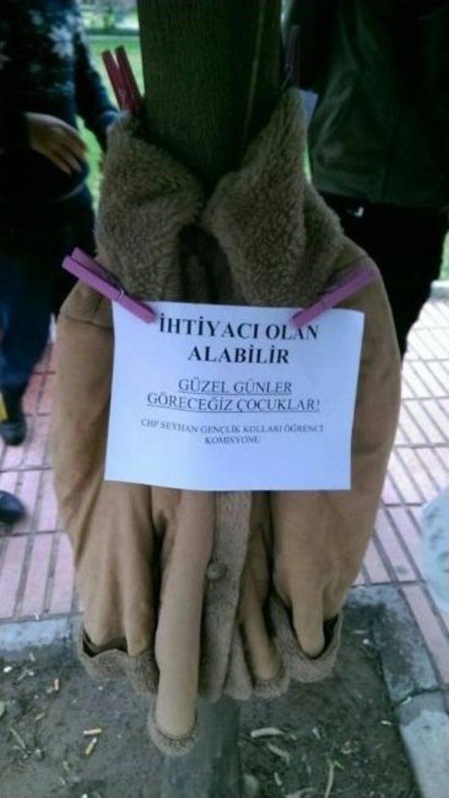 Chp’li Gençlerden Askıda Giysi 1