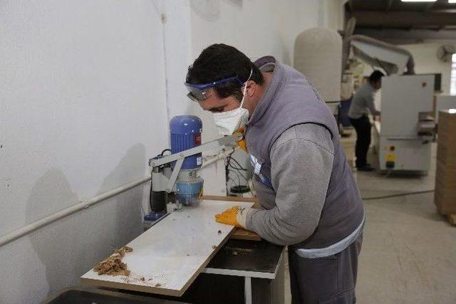 Antalya B&uuml;y&uuml;kşehir Kendi Mobilyasını &Uuml;retiyor 1