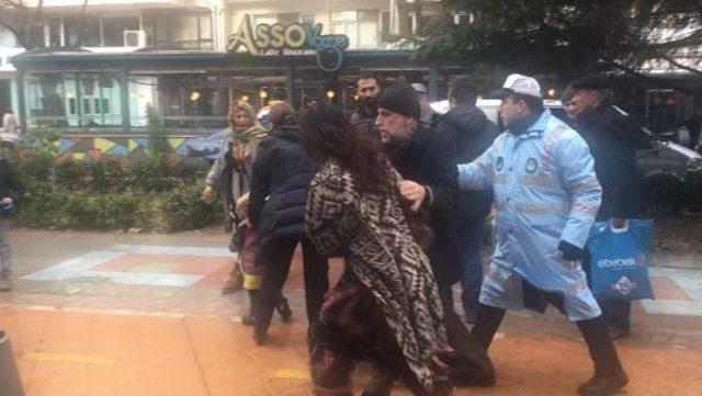 İzmit te Kadınlar Sa&ccedil; Sa&ccedil;a Baş Başa Kavga Etti 3