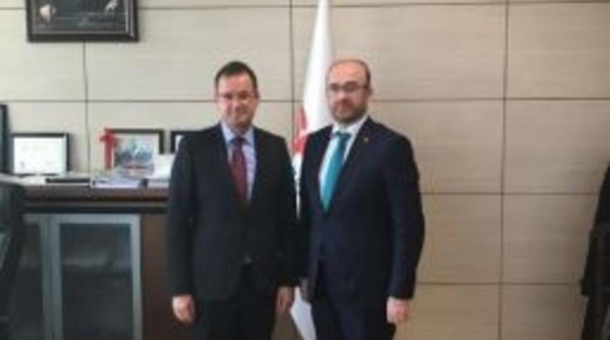 Başkan Yardımcısı Hayrettin Eldemir M&uuml;d&uuml;r Yardımcısı T&uuml;rk&rsquo;&uuml; Ziyaret Etti