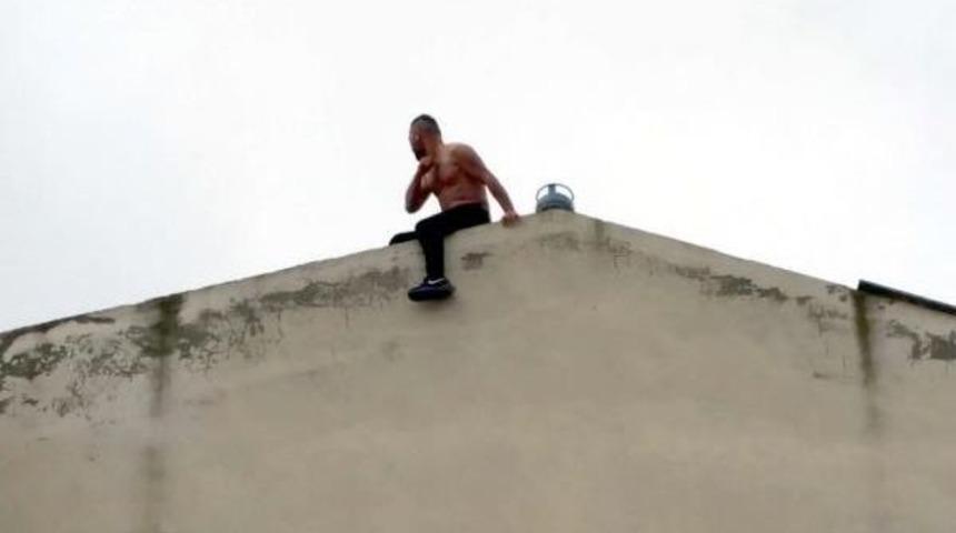 Meslekten Ihra&ccedil; Edilen Uzman &Ccedil;avuş Intihara Kalkıştı