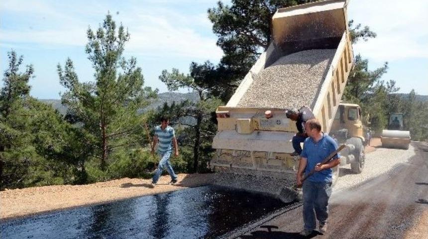 B&uuml;y&uuml;kşehir Ekipleri, Bin 400 Km K&ouml;y Yolunu Asfaltladı